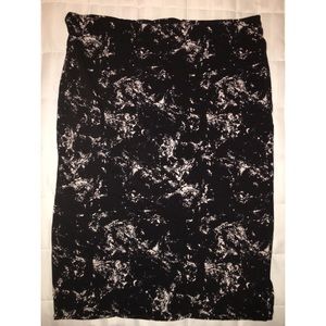 H&M’s Basic Stretchy Skirt